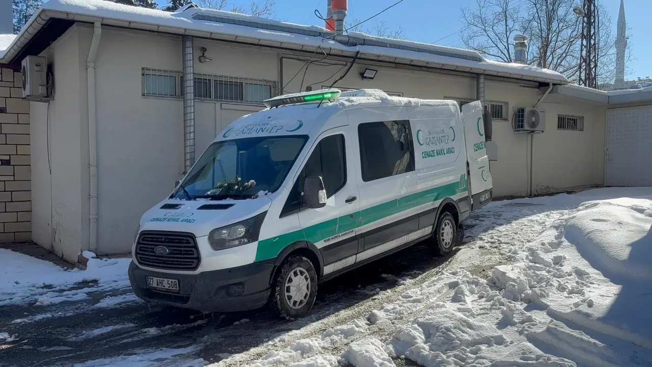 Gaziantep'te kanlı gece! Tartıştığı komşusunu sırtından bıçakladı 3