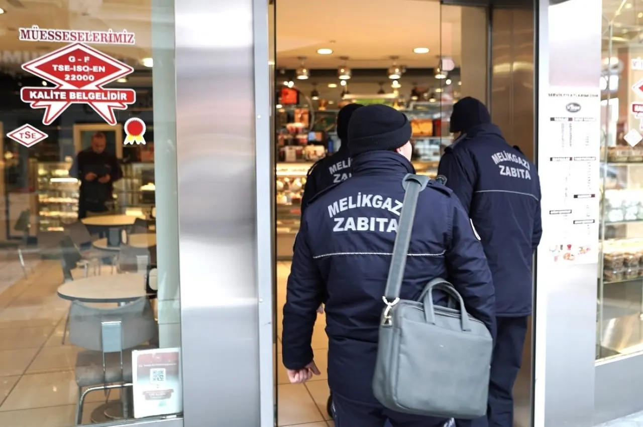 Halkın sağlığı öncelik: Melikgazi’de ramazan denetimleri devam ediyor 1