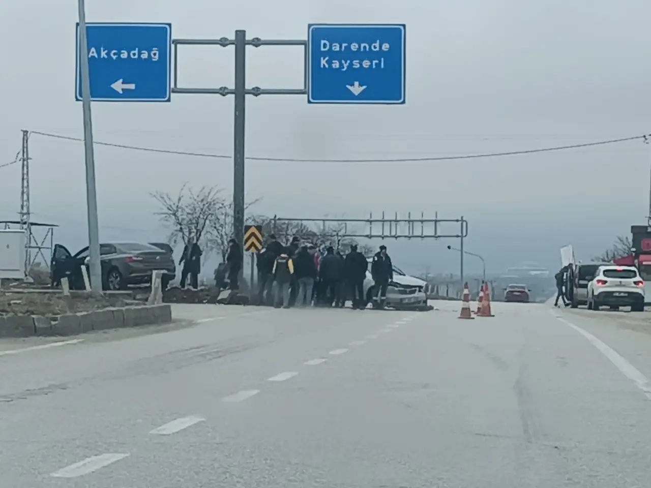 Malatya’da feci kaza! İki otomobil çarpıştı, 4 yaralı 1