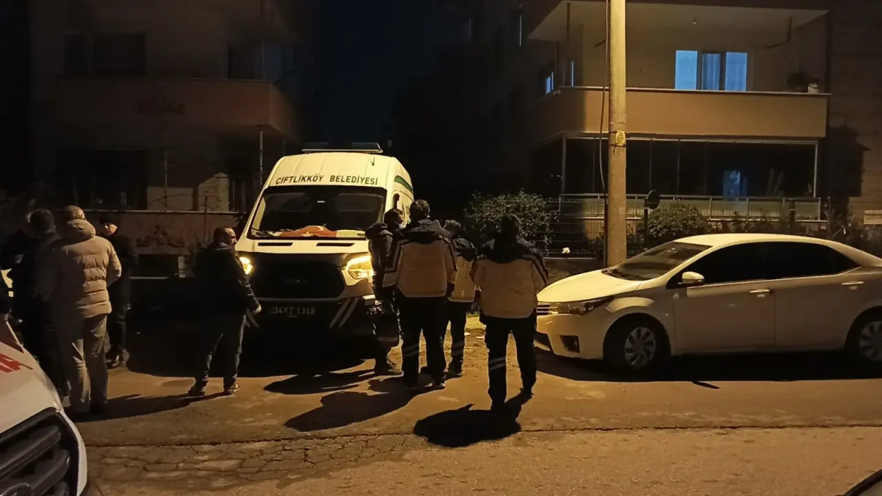 Yalova’da şüpheli ölüm! Emekli öğretmen evinde ölü bulundu 4