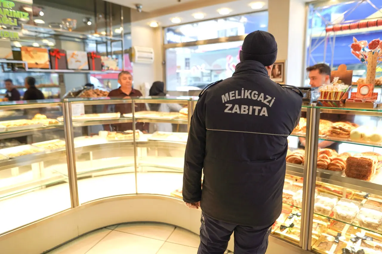 Halkın sağlığı öncelik: Melikgazi’de ramazan denetimleri devam ediyor 3