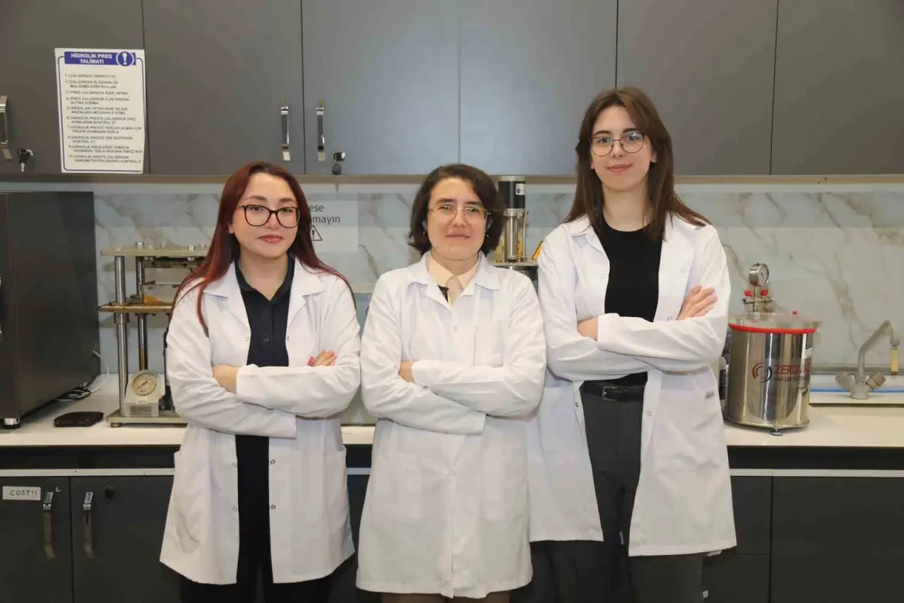 btu-ogrencileri-tusas-ucaklari-icin-uretiyor