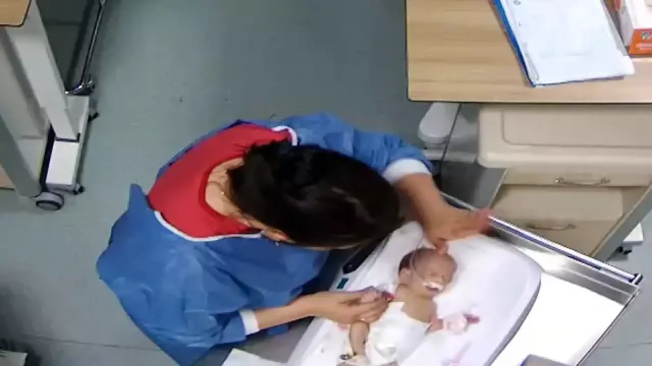 5 günlük Deniz'i engelli bırakan hemşire tutuklandı